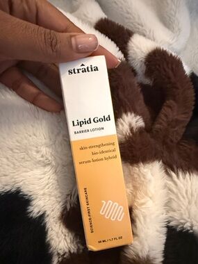 Lipid Gold Barrier Lotion — Nourishing Yellow Moisturizer